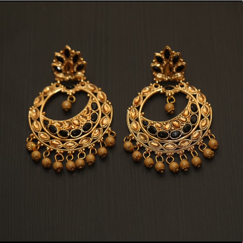 NWOT Authentic Indian Costume Jewelry Earrings